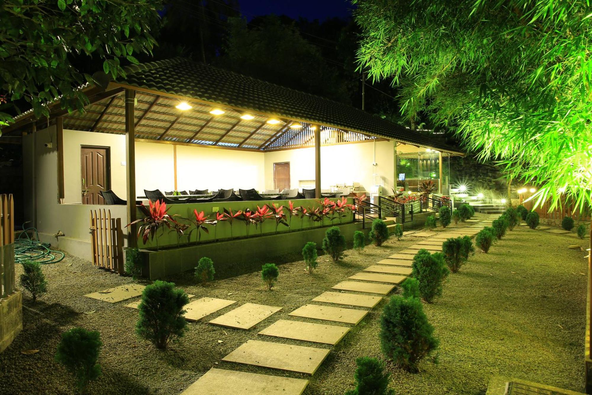Hotel Misty Rain Estate Madikeri Esterno foto
